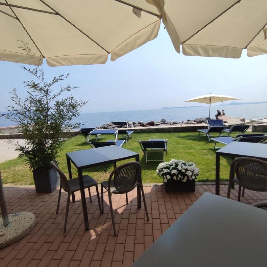 Bike Hotel Touring Gardone Riviera & Wellness Esterno foto