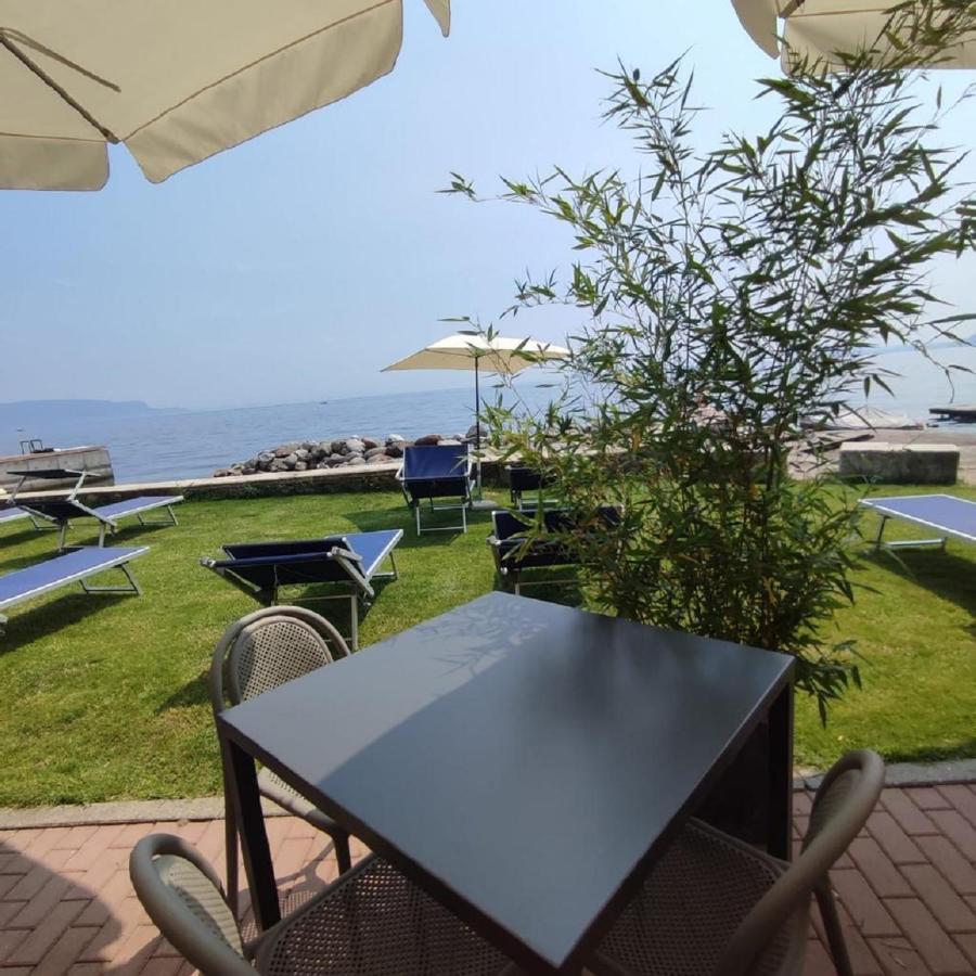 Bike Hotel Touring Gardone Riviera & Wellness Esterno foto