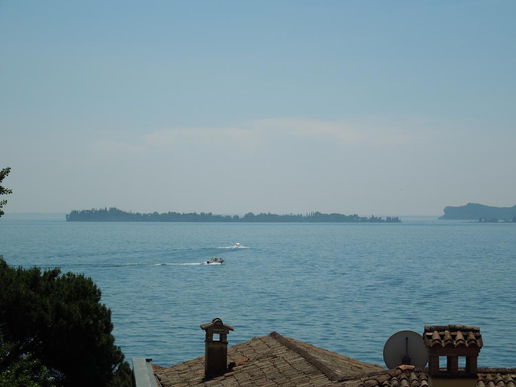 Bike Hotel Touring Gardone Riviera & Wellness Esterno foto